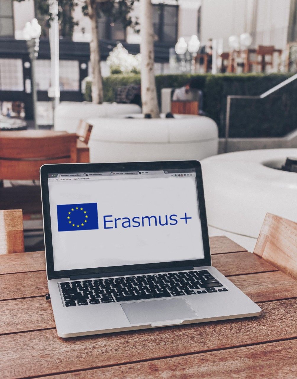 Erasmus’a Gitmeden Önce İncelemeniz Gereken 9 Website