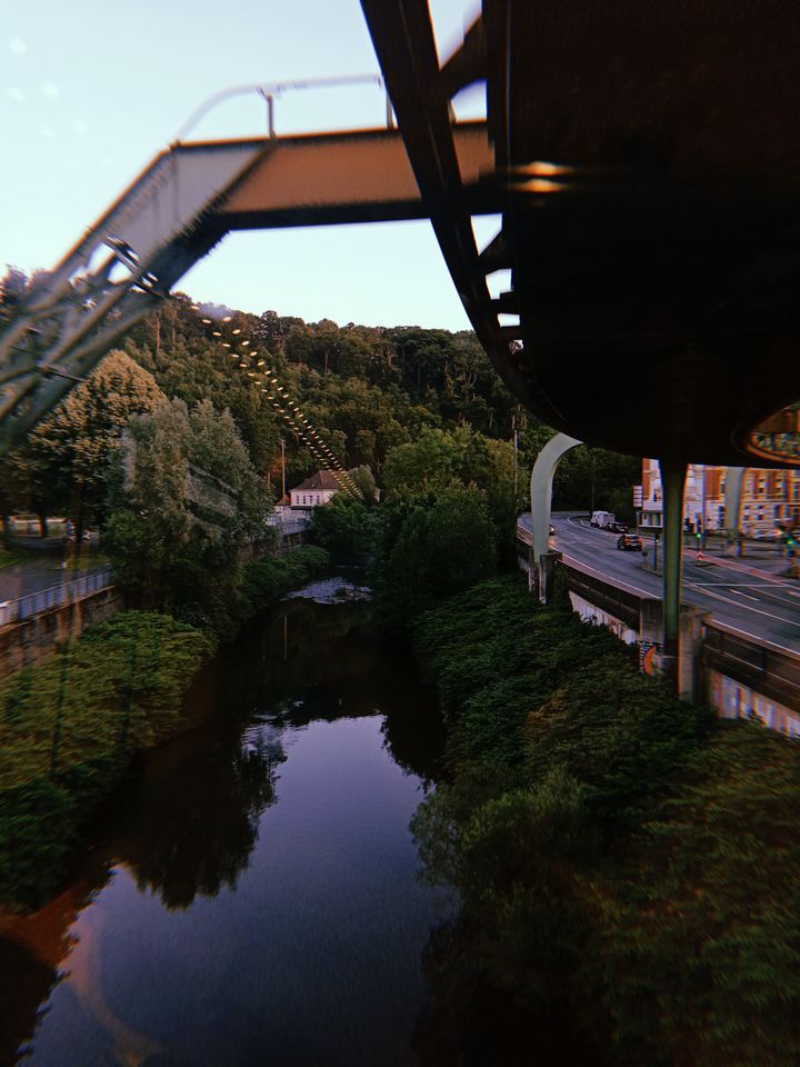 Wuppertal'den Köln ve Düsseldorf’a Uzanan Bir Yolculuk